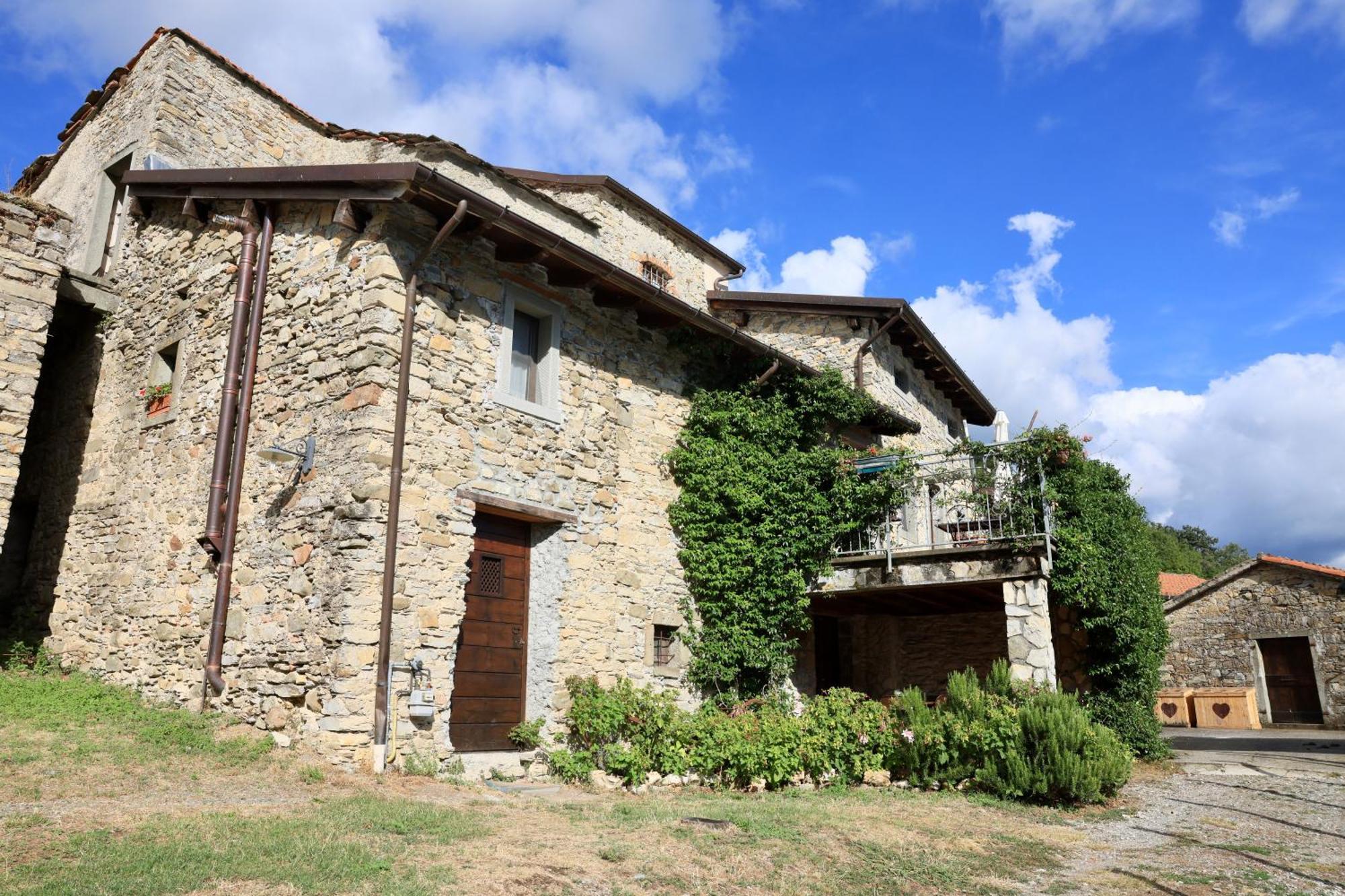 Agriturismo Montagna Verde Apella Licciana Nardi Dış mekan fotoğraf